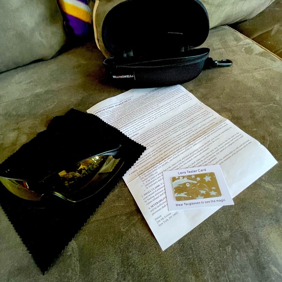 Sunglasse - Picture 9 of 9